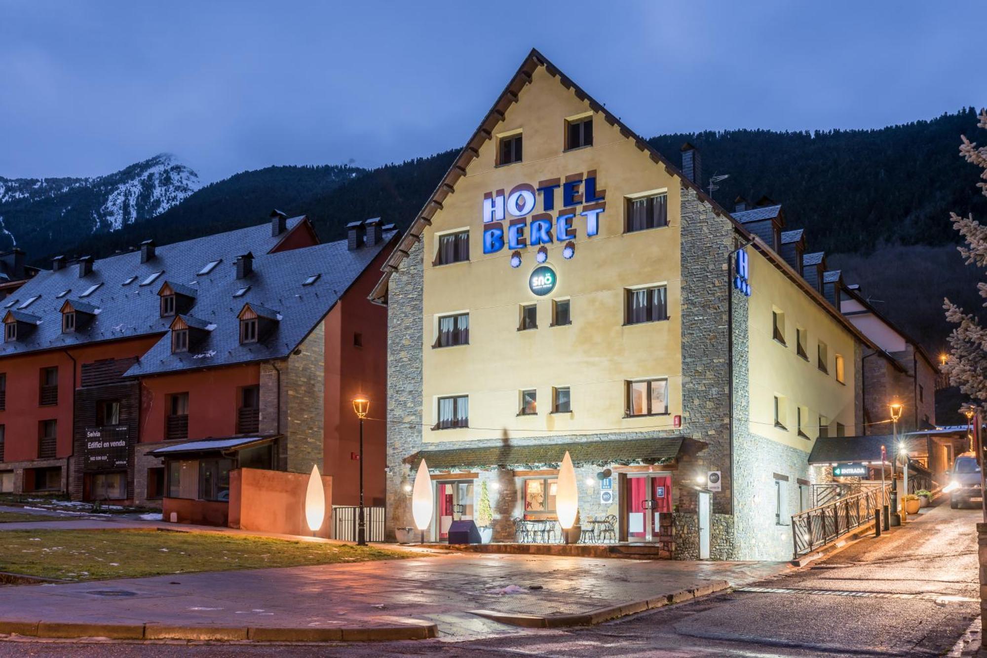 Hotel Snoe Beret Vielha Bagian luar foto