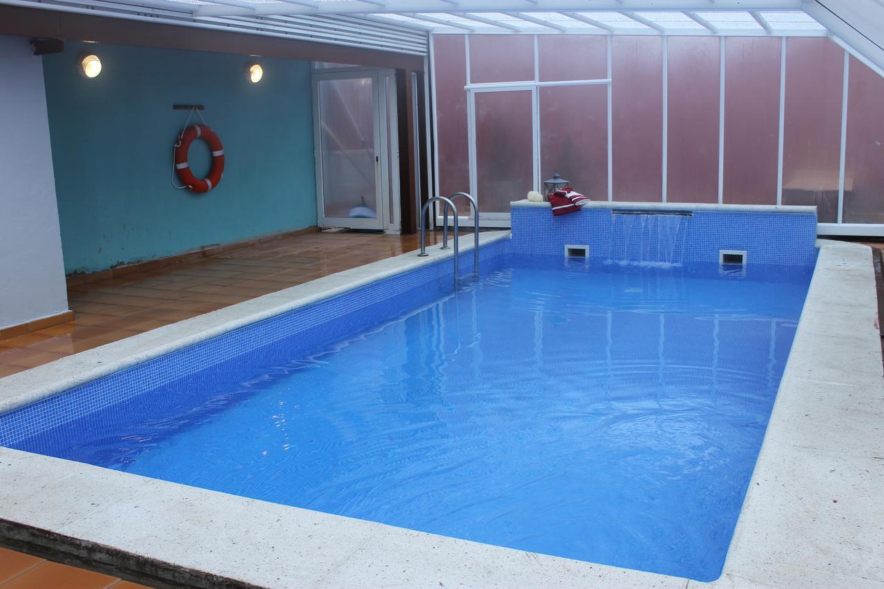 Hotel Snoe Beret Vielha Bagian luar foto